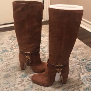 Boots- Louise et Cie